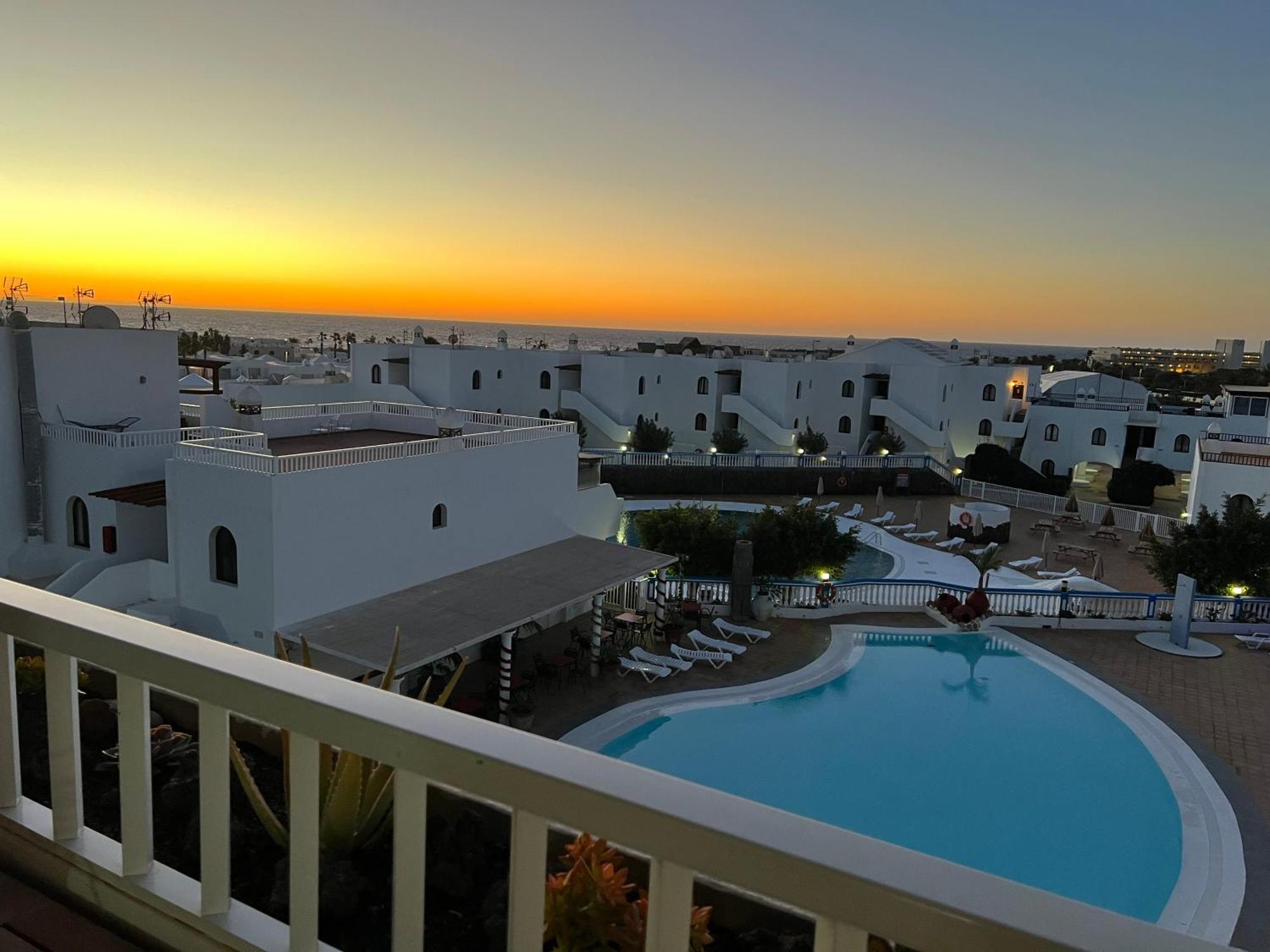 New Pools Wonderful Views Ac Apartment Costa Teguise Luaran gambar
